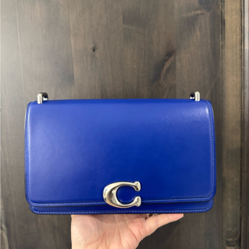 Coach Bandit shoulder Bag In Sport Blue